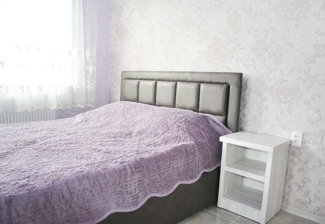 Імперія Otaci Buitenkant foto